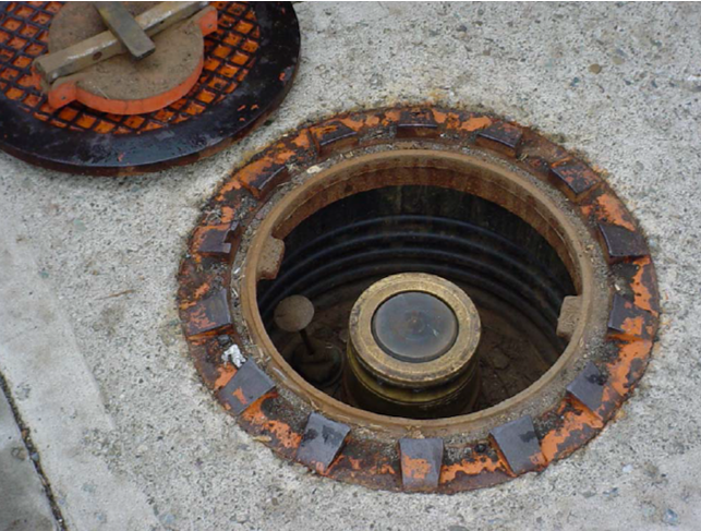 a dry break (Poppet valve)